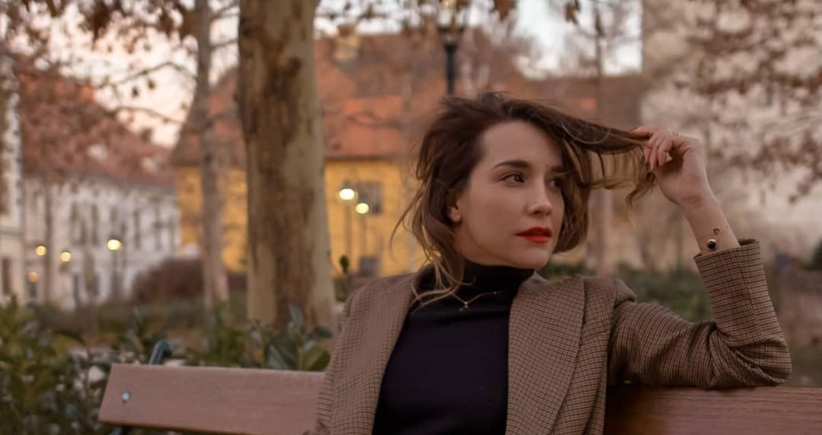 Modni vremeplov: Outfit Marijane Batinić će vas vratiti u prošlost